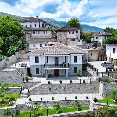 Castlefront Villa Gjirokastër Buitenkant foto
